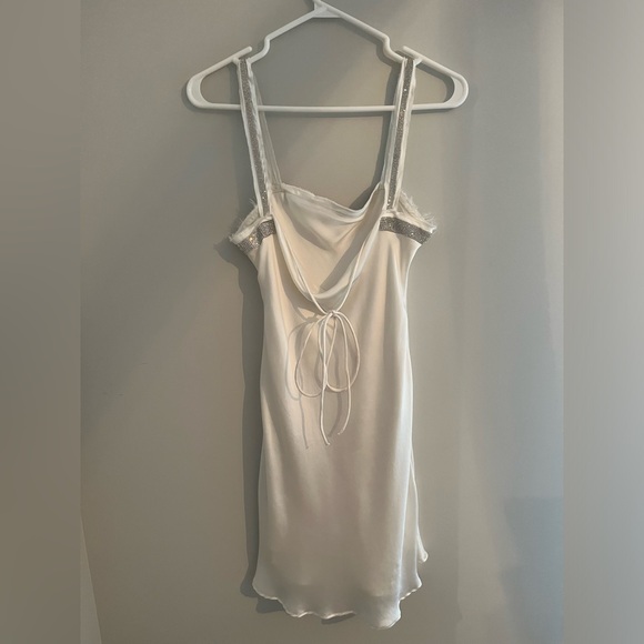 ZARA WOMAN SHORT STRAPPY SATIN DRESS RHINESTONE OYSTER WHITE XS - Picture 3 of 4